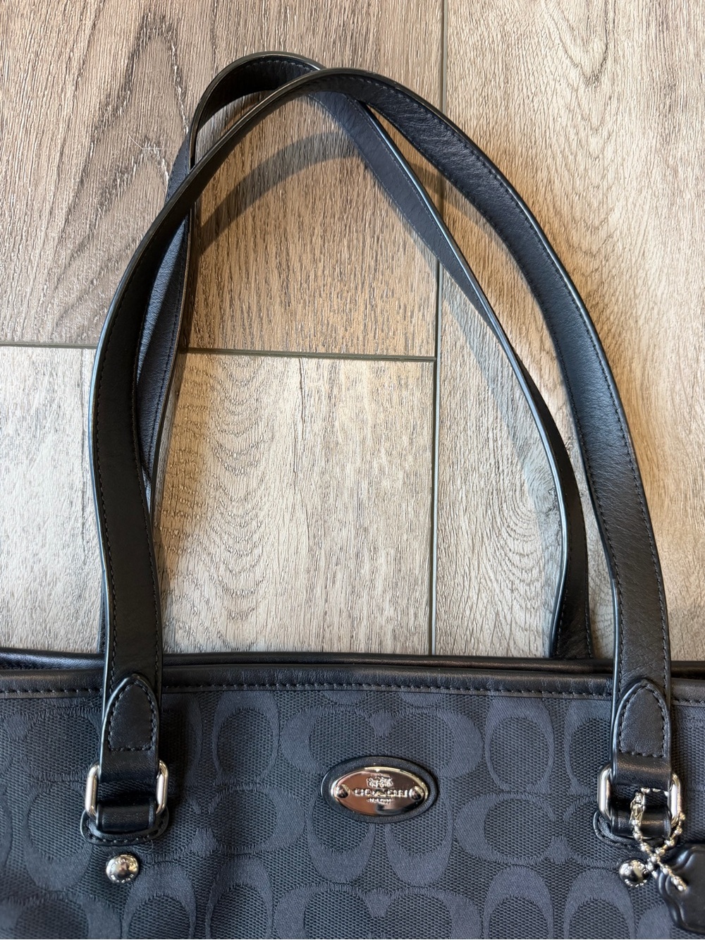 Coach- Y2K Black Signature ZipTote with Leather Trim - Picture 6 of 12
